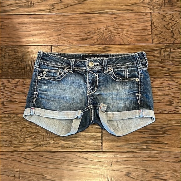 Source Of Wisdom Cuffed Low Rise Shorts Size 3 - Picture 1 of 16
